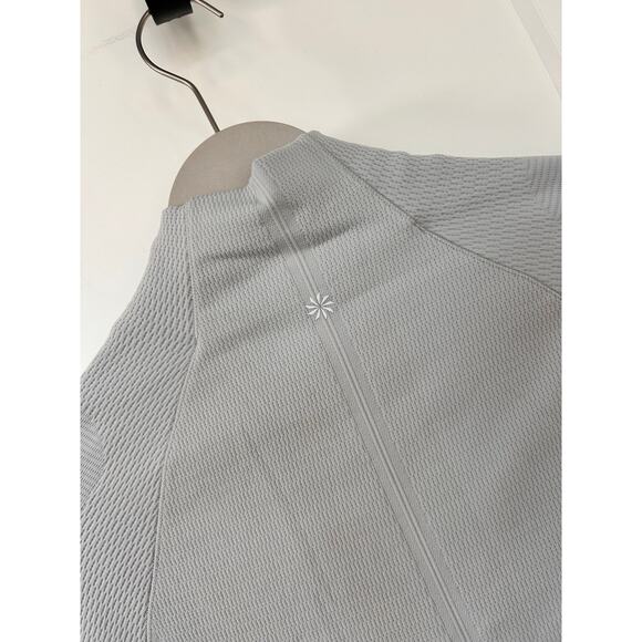 Athleta Women's Half Zip Athletic Pullover Top Activewear Icy Gray Size Small‎ - Picture 6 of 10